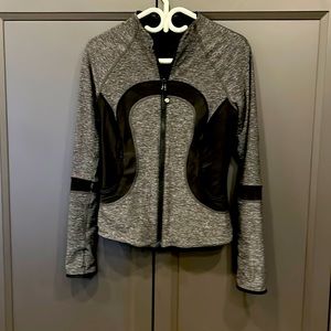 Lululemon Reversible Jacket - Size 6- Excellent Condition